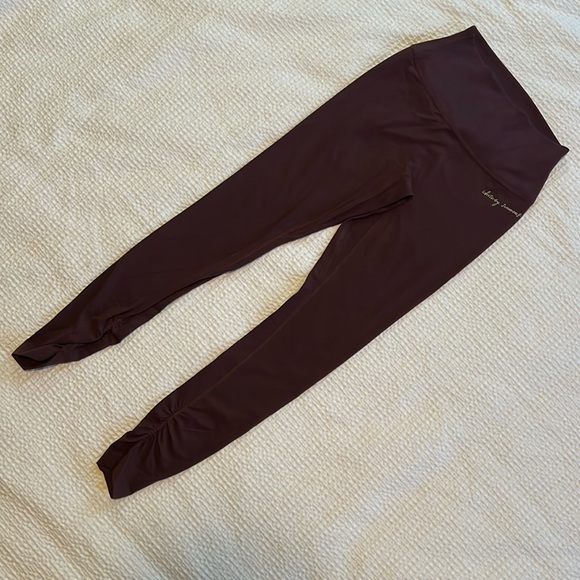 Gymshark x Whitney Simmons Chocolate Ribbed Legging - Picture 1 of 5